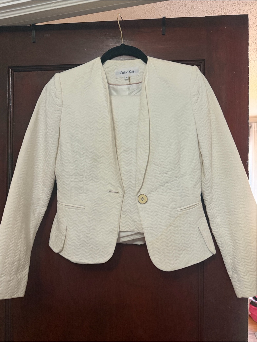 White Women's Tailored Blazer - Professional Single-Button Jacket
